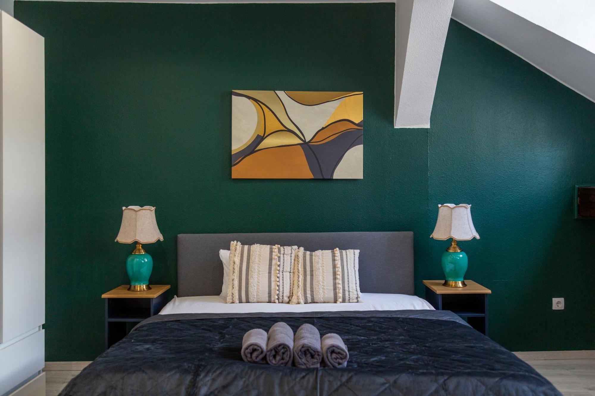 Apartment Rustic By Lh