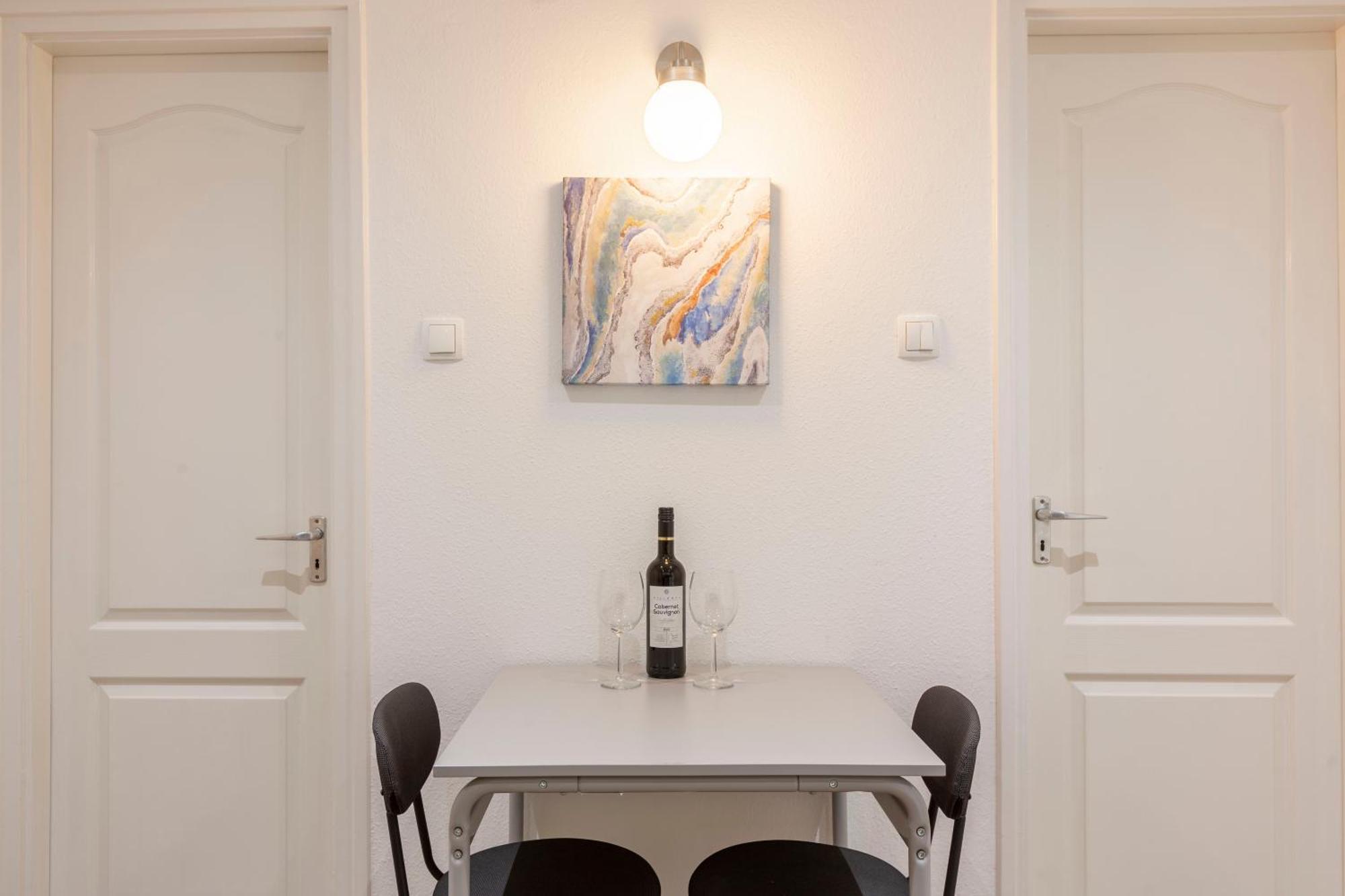 Rustic By Lh Apartment Budapest