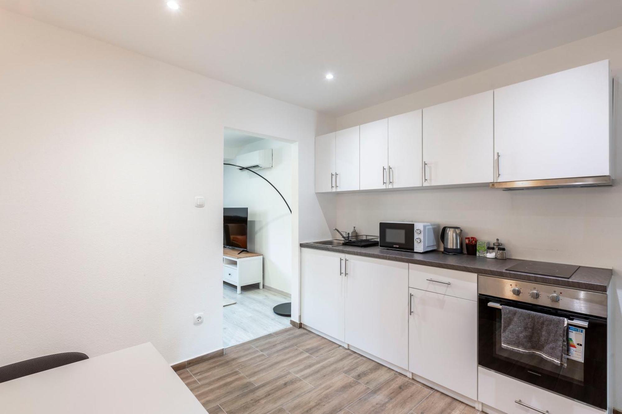 Apartment Rustic By Lh *