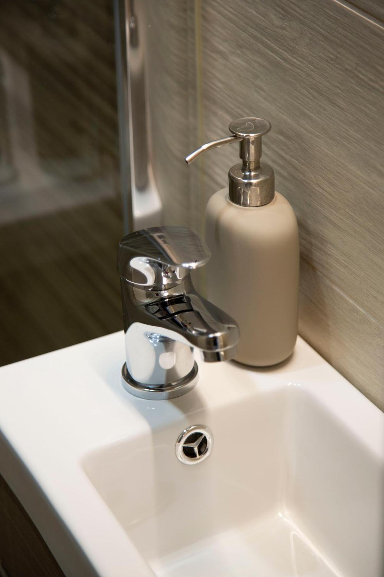 Rustic By Lh Apartment *